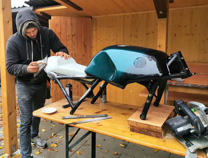 Finishing Shaping - Lukas Kiemer Bike Seat