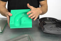 Suitable molds for prepreg use