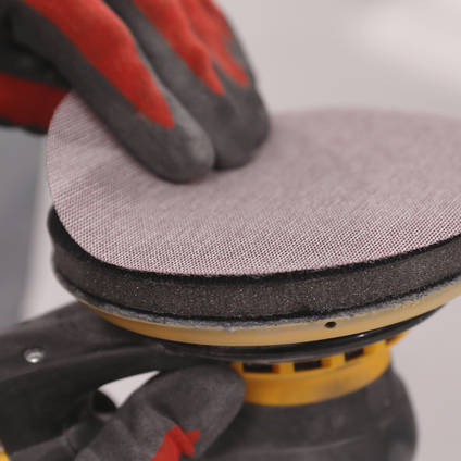 Using the Soft Interface Pad with a Mirka Abranet Disc